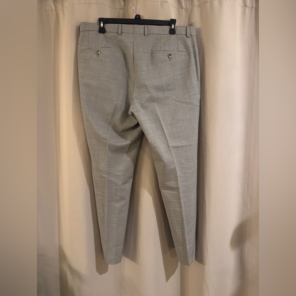 Men’s Gray Hugo Boss Slacks - Picture 2 of 6